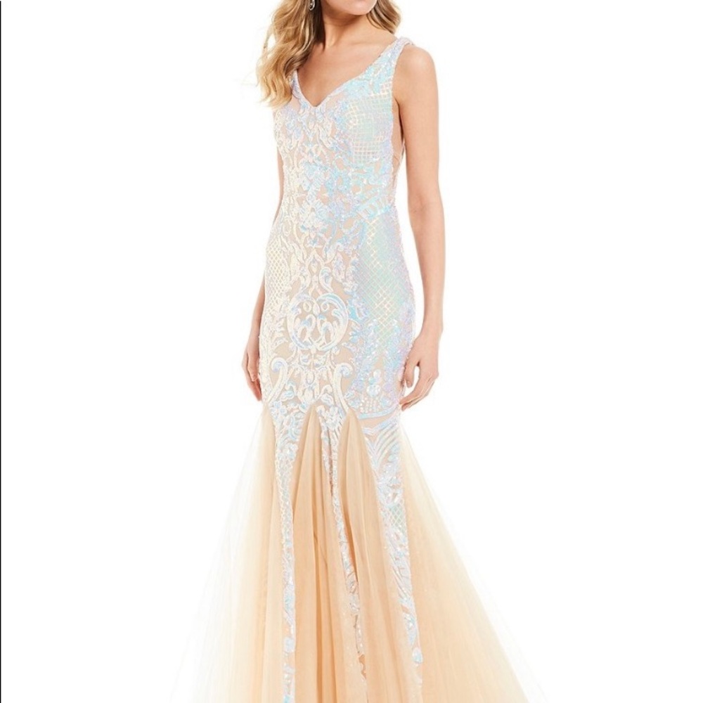Prom dress